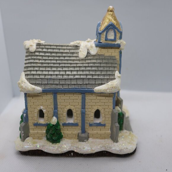 Christmas village church hand painted more of a cream color then yellow - Picture 5 of 6